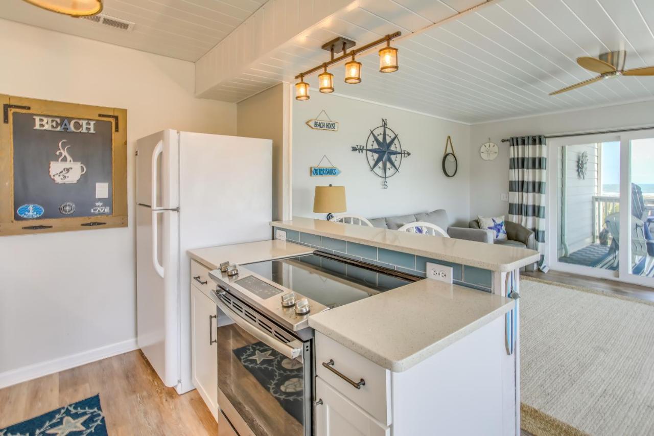 Carolina Beach Condo With Community Pool Exterior photo