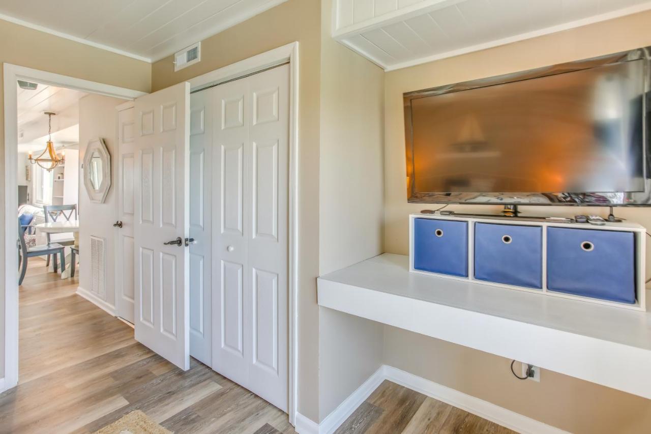 Carolina Beach Condo With Community Pool Exterior photo